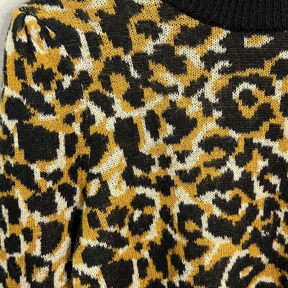 Cheetah Sweater Who What Wear Animal Print Leopard Top Shirt Pullover Fall - Picture 2 of 10